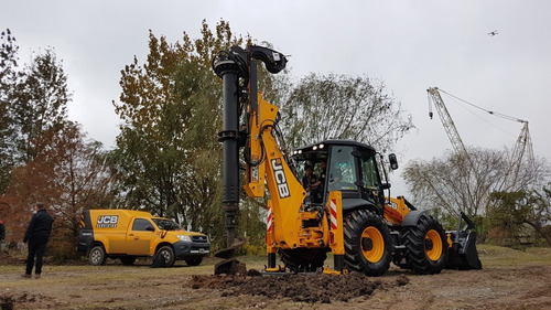 Imagen 2 de 3 de Jcb 4cx Piling Master
