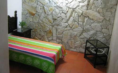 Casa En Venta Con 3 Anexos, Negociable, Castillejo Alcazar