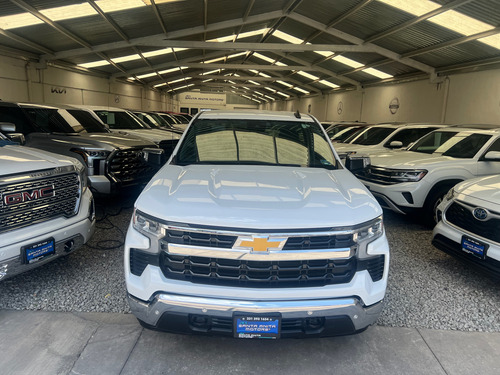 Chevrolet Cheyenne 5.3 Cab Reg Lt 4X4 At