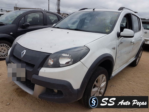 Imagem 1 de 2 de Sucata De Renault Sandero 2014 - Retirada De Peças