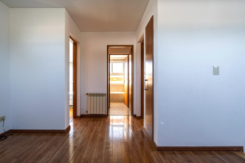 Venta/permuta Casa 3 Dormitorios Pileta - Funes Hills Cadaques