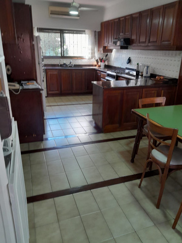 Florida Mitre/este - Sólido Chalet De 5 Amb - Próximo A Av. Maipú!!