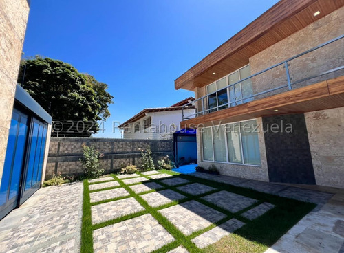Venta De Espectacular Casa En Prados Del Este / Cl Mls-24-23251