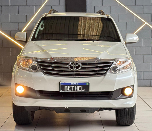 Toyota Hilux 2.7 Std Cab. Dupla 4x4 Flex 4p
