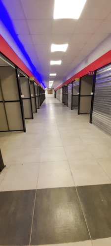 Imagen 6 de 12 de Locales Comerciales En Once