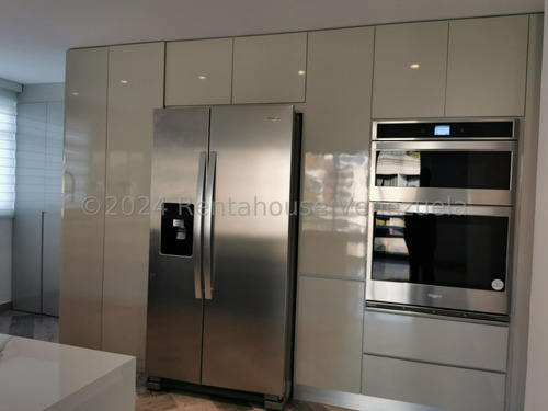 Bellisimo Apartamento En Venta Financiado En Los Naranjos De Las Mercedes, Carcas 2h+serv