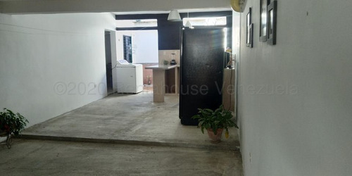 Imagen 26 de 30 de Casa En Venta En El Trigal Cabudare Lara 0-4-2-4-5-9-3-7-5-4-2 Rent-a-house Centro Occidente Mls Código: 22-24439