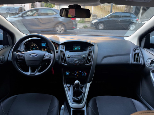 Ford Focus III 1.6 S