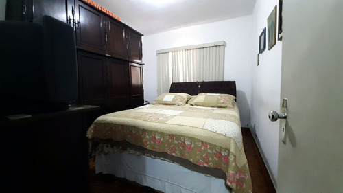 Vende-se Casa Com 4 Dormitórios E 3 Banheiros
