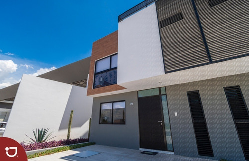 Imagen 1 de 27 de Casa Con Roof Garden A La Venta En Zakia, Querétaro