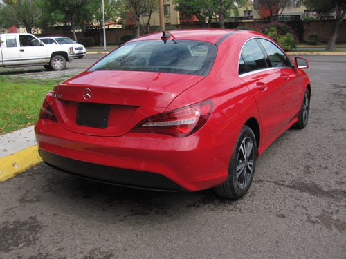 Imagen 12 de 15 de Mercedes-benz Clase Cla 1.6 200 Cgi Sport At