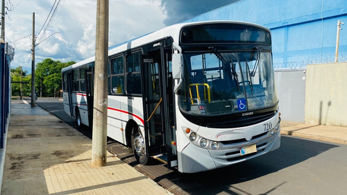 Onibus Longo Mercedes 2009