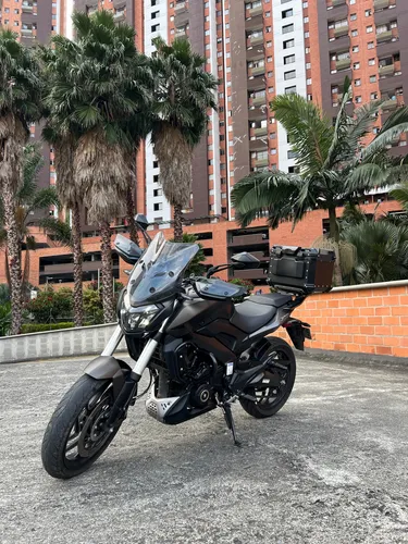Dominar 400