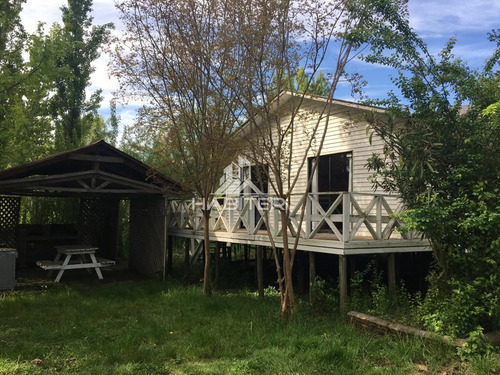 Venta De Hermoso Centro Turístico En Quinamávida, Colbún.