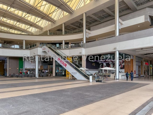 Jg Cod Flex 25-7522 Se Alquila Estupendo Local En Centro Comercial Cerro Verde Negociableubicacion Provilegiada