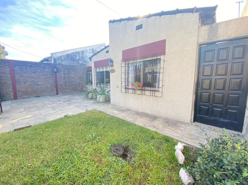 Imagen 1 de 27 de Venta Casa 4 Ambientes Pilar Con Patio Y Garage