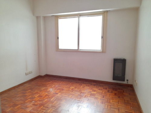 Imagen 3 de 10 de Departamento 2 Ambientes En Alquiler En Palermo Chico