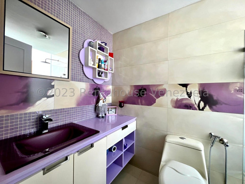 Los Palos Grandes, Apartamento En Venta