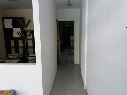 Imagen 4 de 11 de Venta Local En La Lucila Mendoza Al 4600