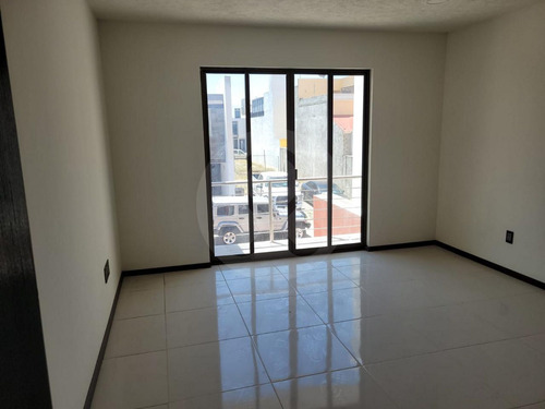 Casa En Venta En Pachuca 3 Recámaras