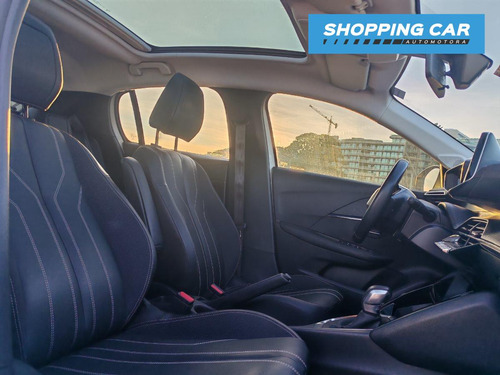 Peugeot 208 Feline 1.6 AT