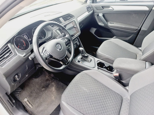 Volkswagen Tiguan Allspace 1.4 Comfortline 250 Tsi Flex 5p