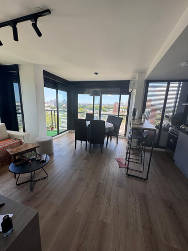 Apartamento En Venta De 3 Dormitorios Y Garaje En Malvin!!