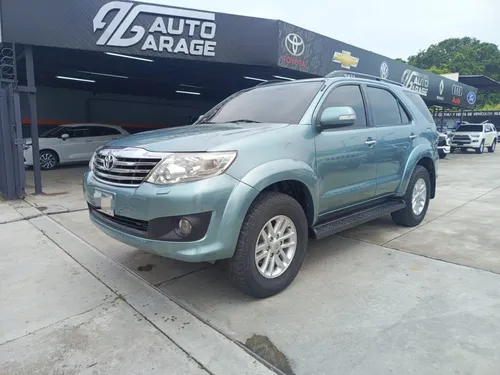 Toyota Fortuner 2012 4x4