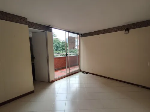 Apartamento En Arriendo En Calasanz. Cod A17347