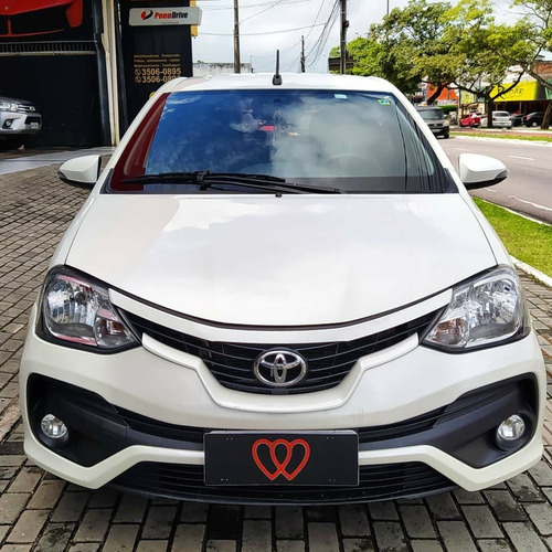 Imagem 3 de 9 de Toyota Etios 1.5 Xls 16v Flex 4p Automático