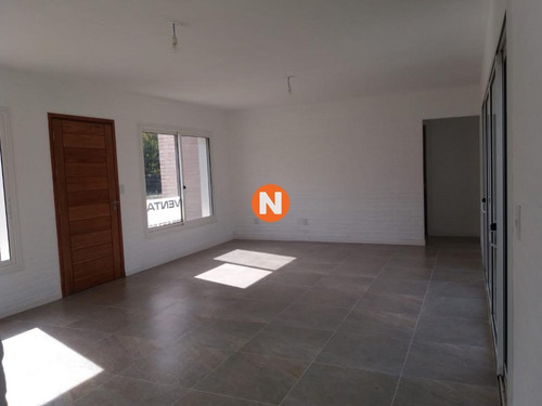 Imagen 12 de 26 de Espectacular Casa De Muy Buena Construcción En Pinares