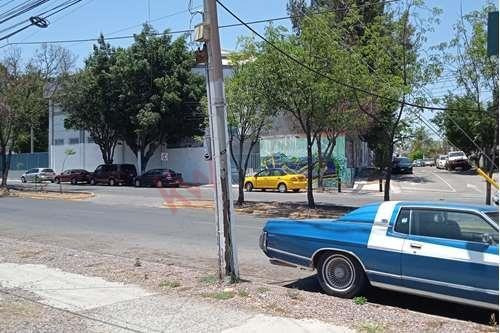 Imagen 6 de 13 de Terreno En Venta En La Tuzanía, Cerca Tren Ligero, Frente Prepa 7