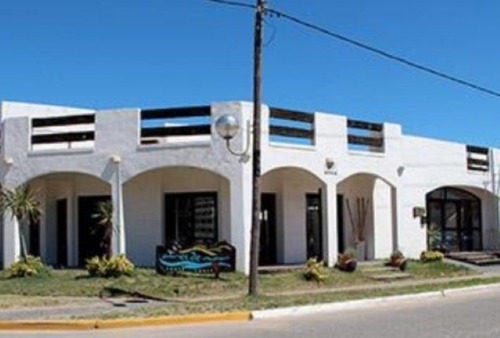 Imagen 2 de 11 de En Venta Hotel En Excelente Esquina, A Metros Del Mar
