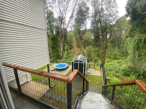 Casa De 3 Pisos De 350 M2, 6d 4b, Altos Del Cruces, Valdivia