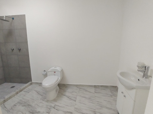 Casa Minimalista En Venta En Brisas De Cuernavaca, Temixco Morelos.