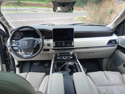 Imagen 11 de 14 de Lincoln Navigator 2018 3.5 Reserve At