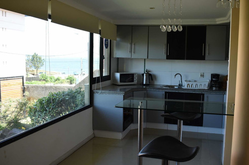 Imagen 3 de 13 de Casa Con Vista Al Mar , Piscina , 3 Dormitorios , 3 Baños
