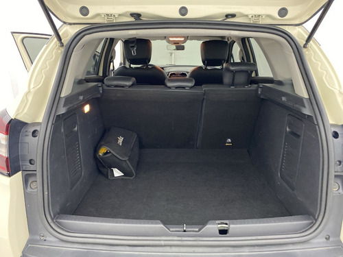 Imagen 24 de 25 de Renault Captur 2.0