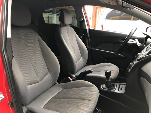 Imagem 9 de 15 de Hyundai Hb20 1.6 Comfort Style 16v 2013