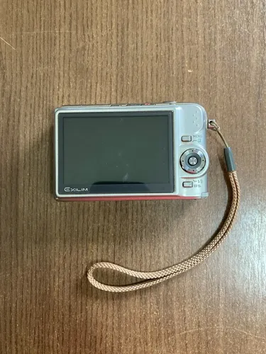 Camera Casio Exilim Ex-z100 Compacta | MercadoLivre