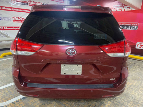 Imagen 5 de 15 de Toyota Sienna 2012 5p Xle Aut
