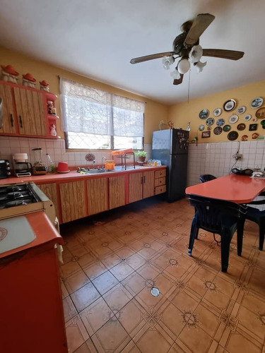 Imagen 5 de 13 de Se Vende Amplia Casa De Dos Niveles En El Trigal Valencia Foc-1226