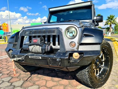 Imagen 1 de 15 de Jeep Wrangler 2016 3.6 Unlimited Sahara 4x4 At