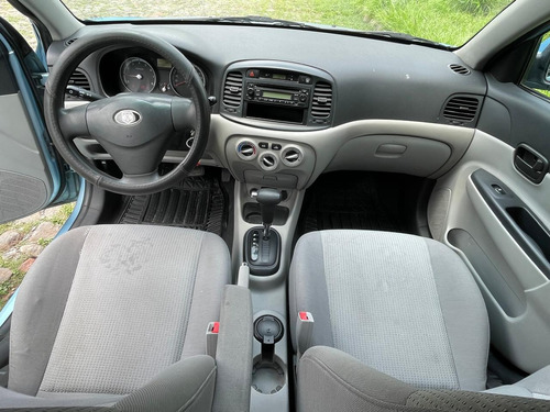 Chrysler Dodge Attitude Gls Equipado Automático 4 Cilindros