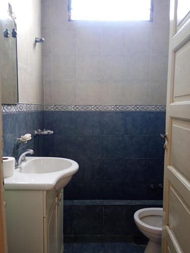 Casa Con Amplio Lote En Punta Lara