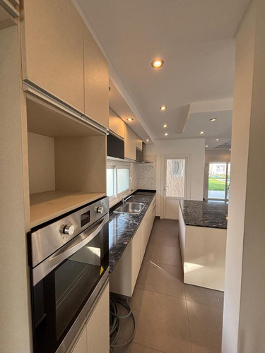 Casa 4 Amb En Venta En Barrio Privado San Felipe - Canning