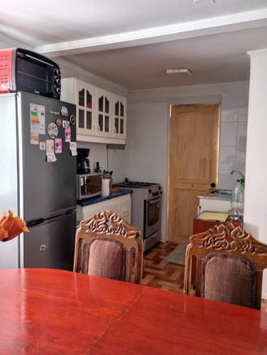 Vende Casa 2d-1b Metro Las Parcelas