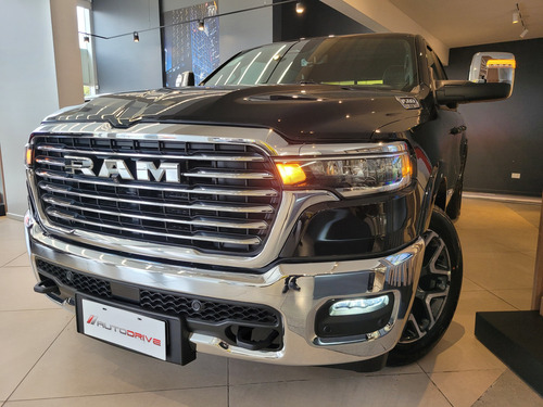 RAM 1500 3.0 Laramie 4X4 At8