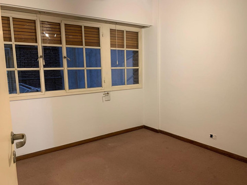 Imagen 10 de 15 de Departamento De 4 Ambientes En El Barrio De Recoleta