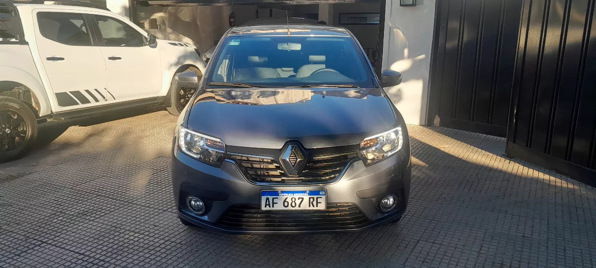 Renault Logan 1.6 16v Intense